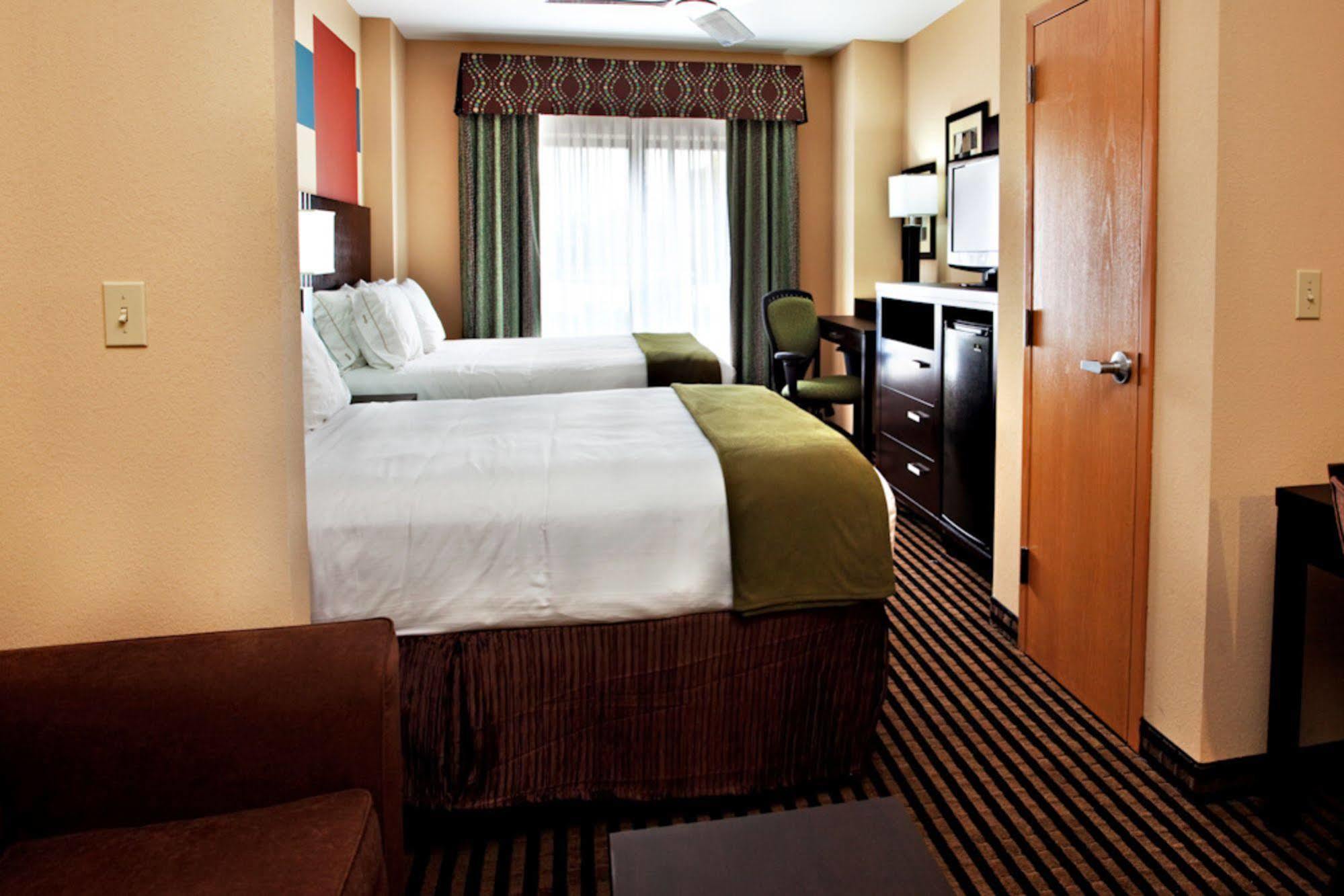 Holiday Inn Express Donaldsonville By Ihg Esterno foto